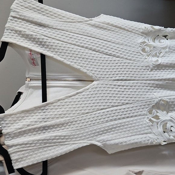 Marilyn Monroe - Elegant White Sleeveless Dress - Size Medium - Picture 2 of 6